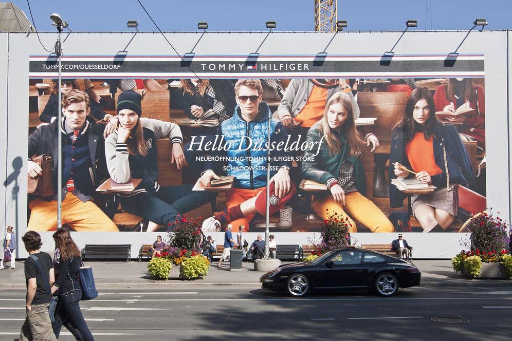 Interactive media experience for Tommy Hilfiger Düsseldorf flagship store