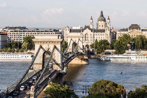 Four Seasons Gresham Palace Budapest tour in 360°